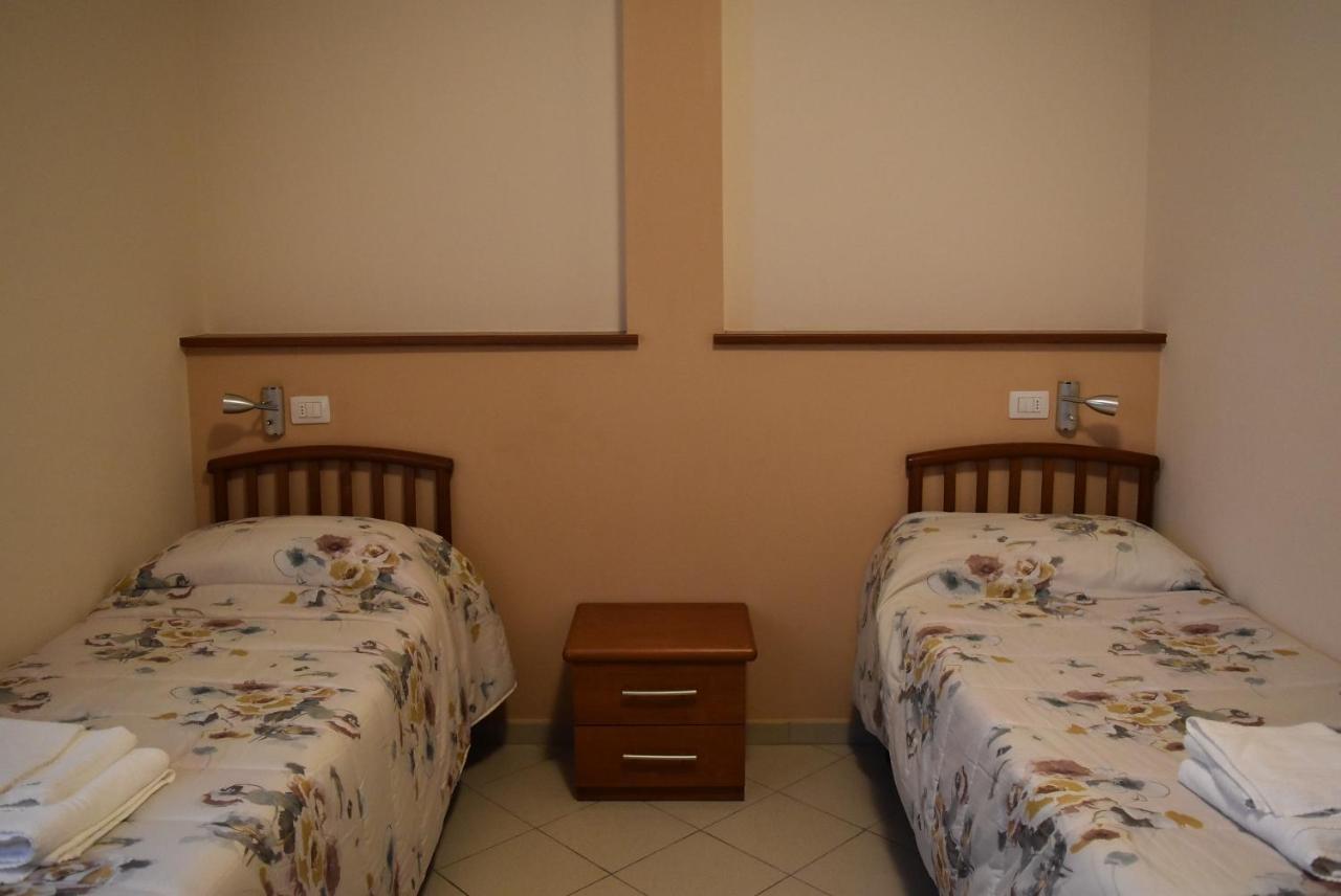 La Dea Hotel Pisa Buitenkant foto