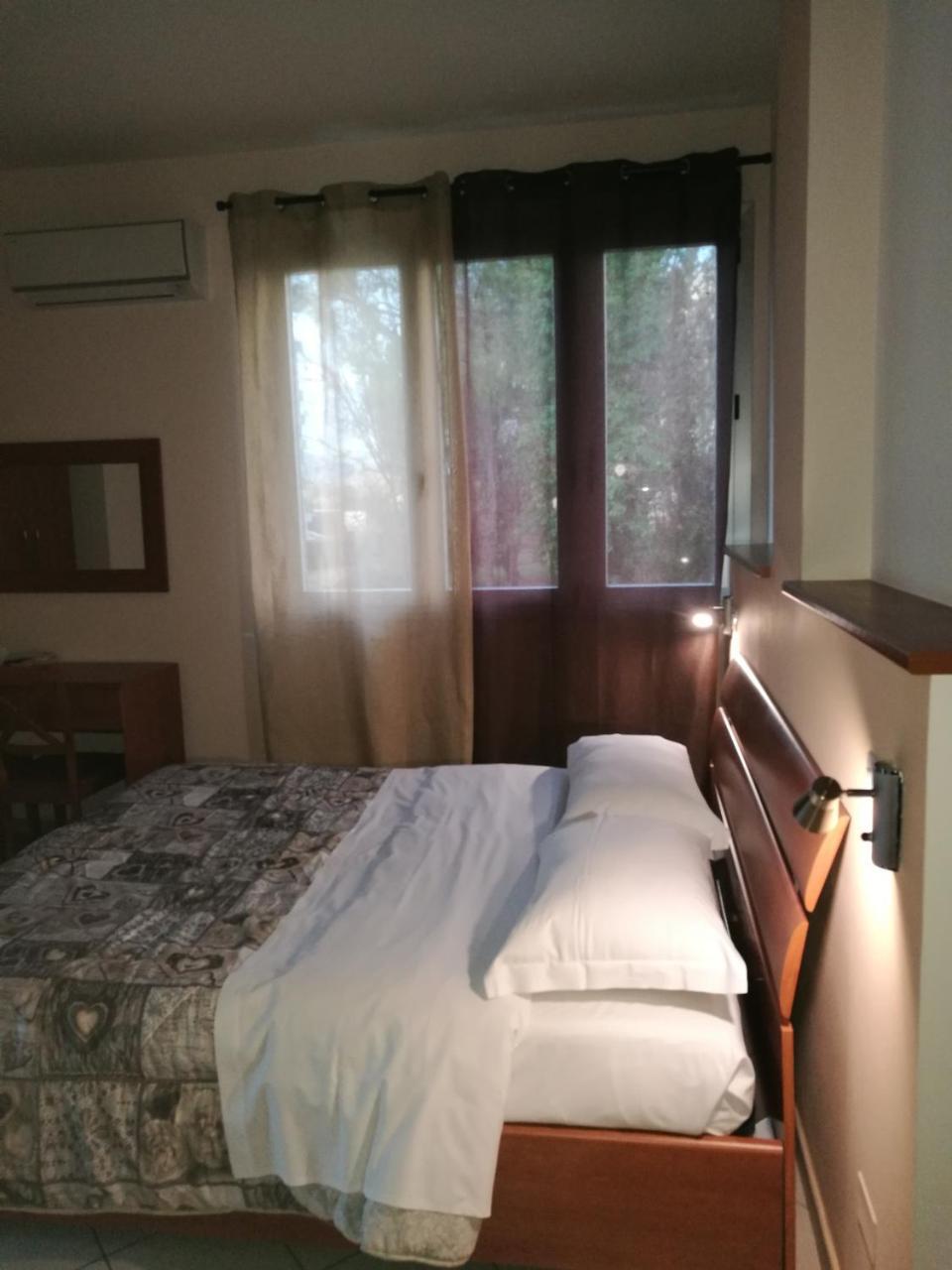 La Dea Hotel Pisa Buitenkant foto